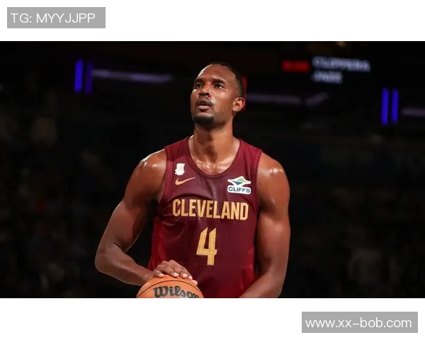 近15场净效率排行榜揭晓尼克斯领跑活塞马刺紧随其后骑士表现不俗